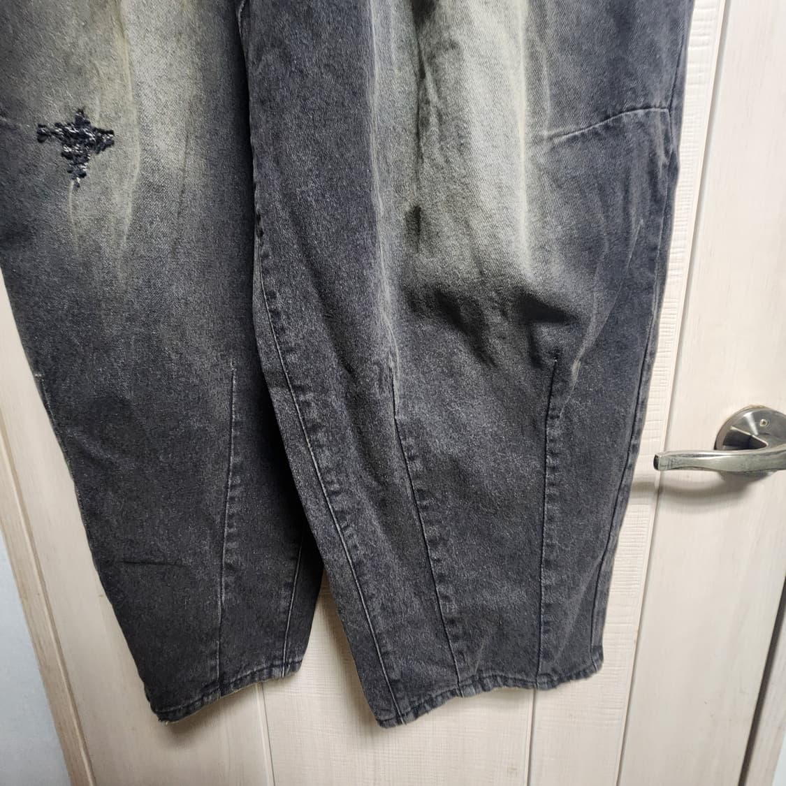 흑청 워싱 데미지 와이드 벌룬 팬츠 (F) 새상품 상품이미지3