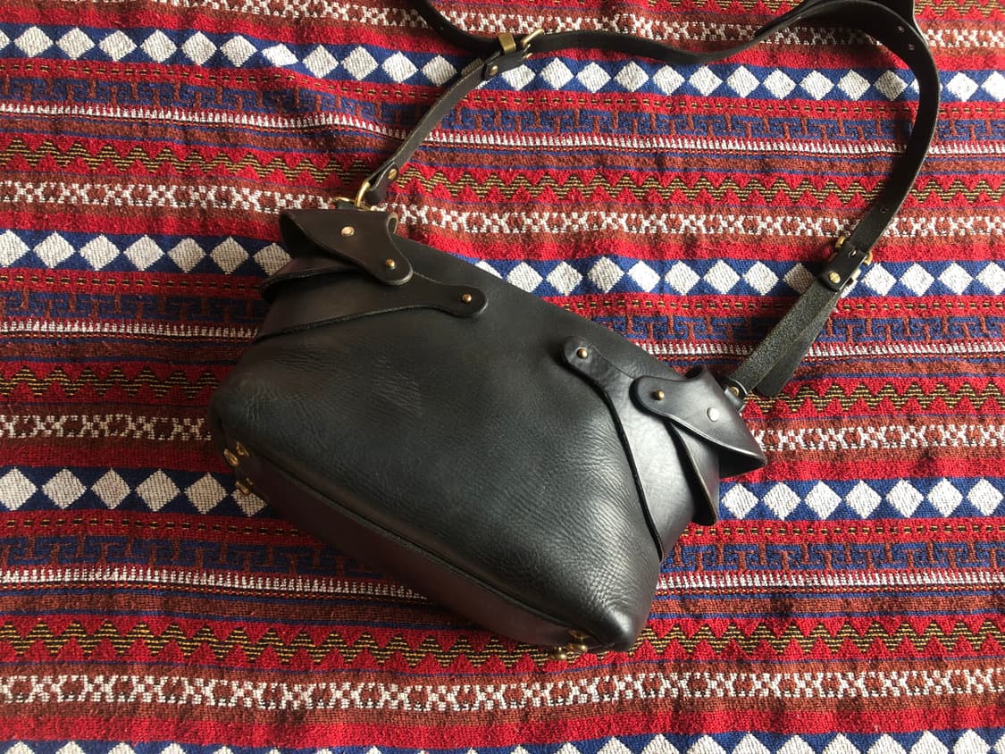 fleetilya 블랙 레더 숄더백 상품이미지2