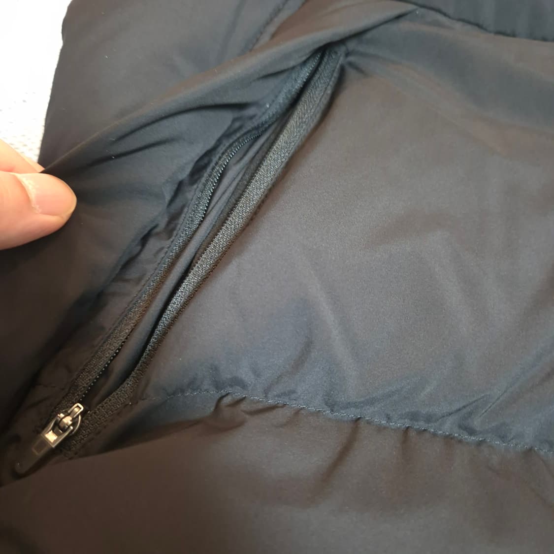 라코스테 블랙 패딩 조끼 상품이미지7