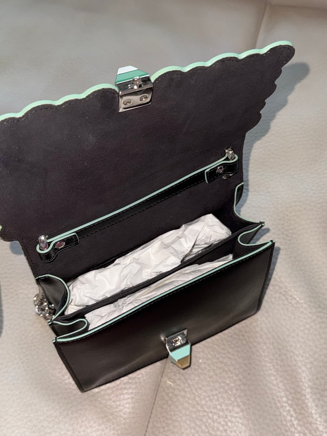 [정가215] 펜디 칸아이 스몰백 - 민트 스터드 에디션 가방 상품이미지7