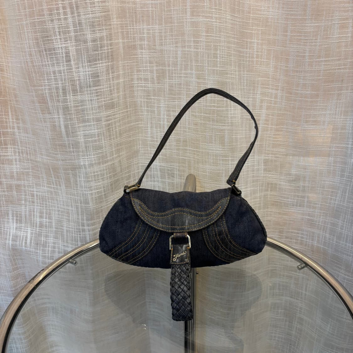 정품 펜디 데님 숄더백     상품이미지1