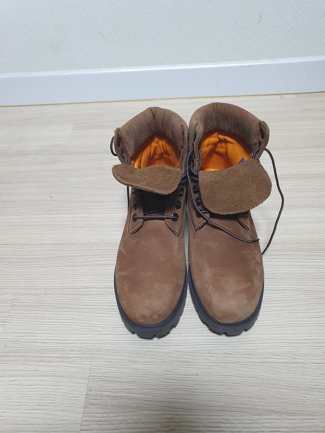 팀버랜드 6인치 프리미엄 부츠 브라운 250 상품이미지3