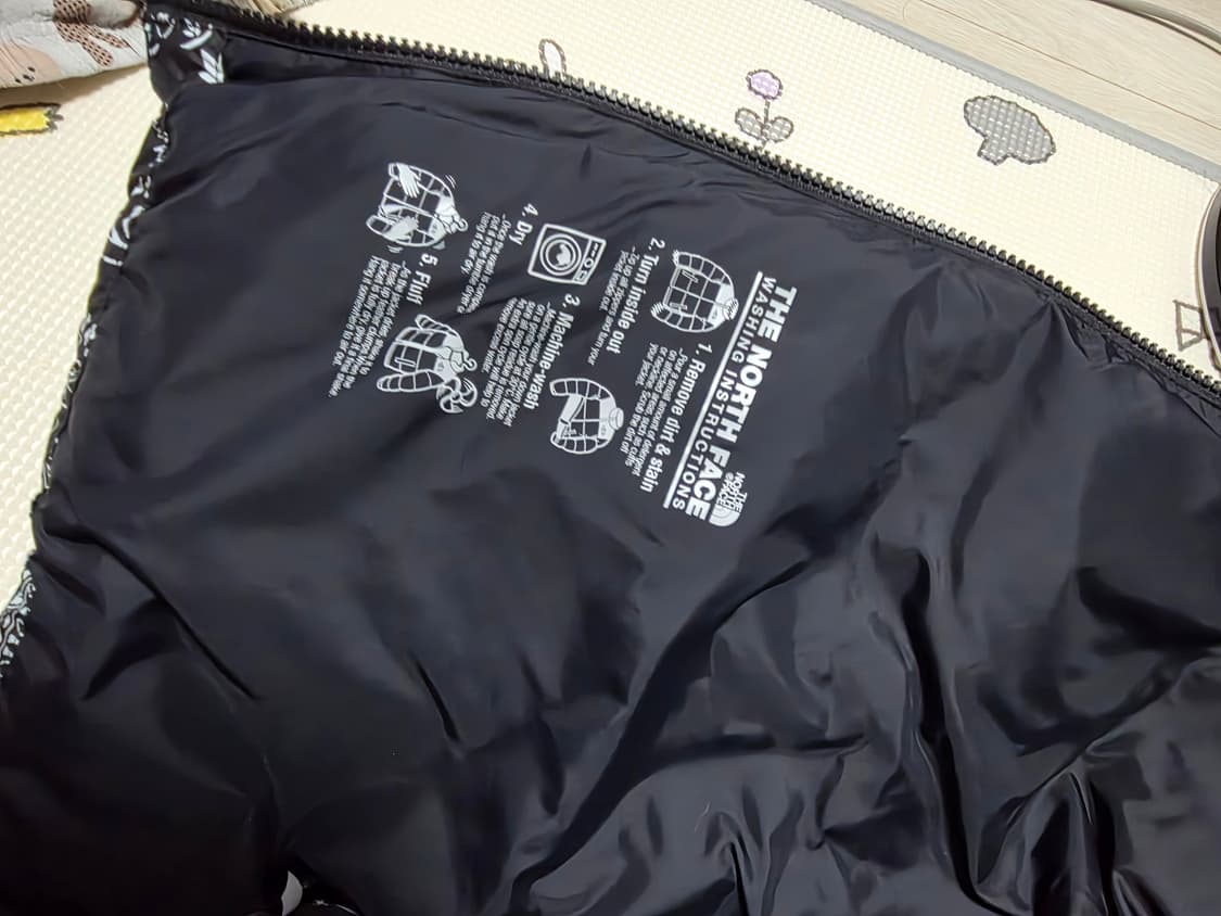 노스페이스 노벨티 로프티 다운 자켓 리얼 블랙 L 상품이미지6