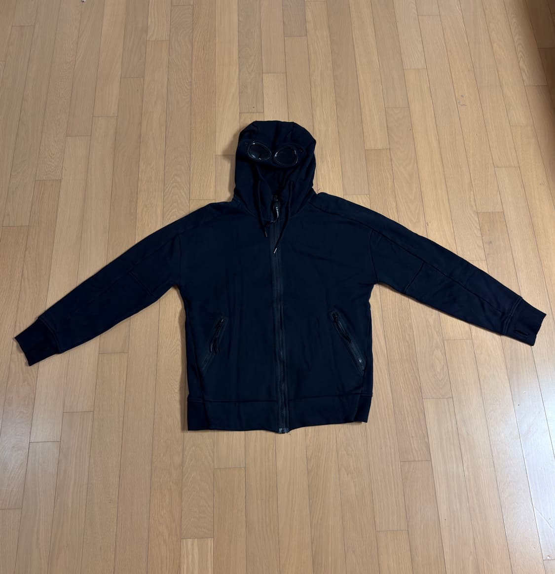 C.P. Company 고글 후드집업 블랙 m 상품이미지1