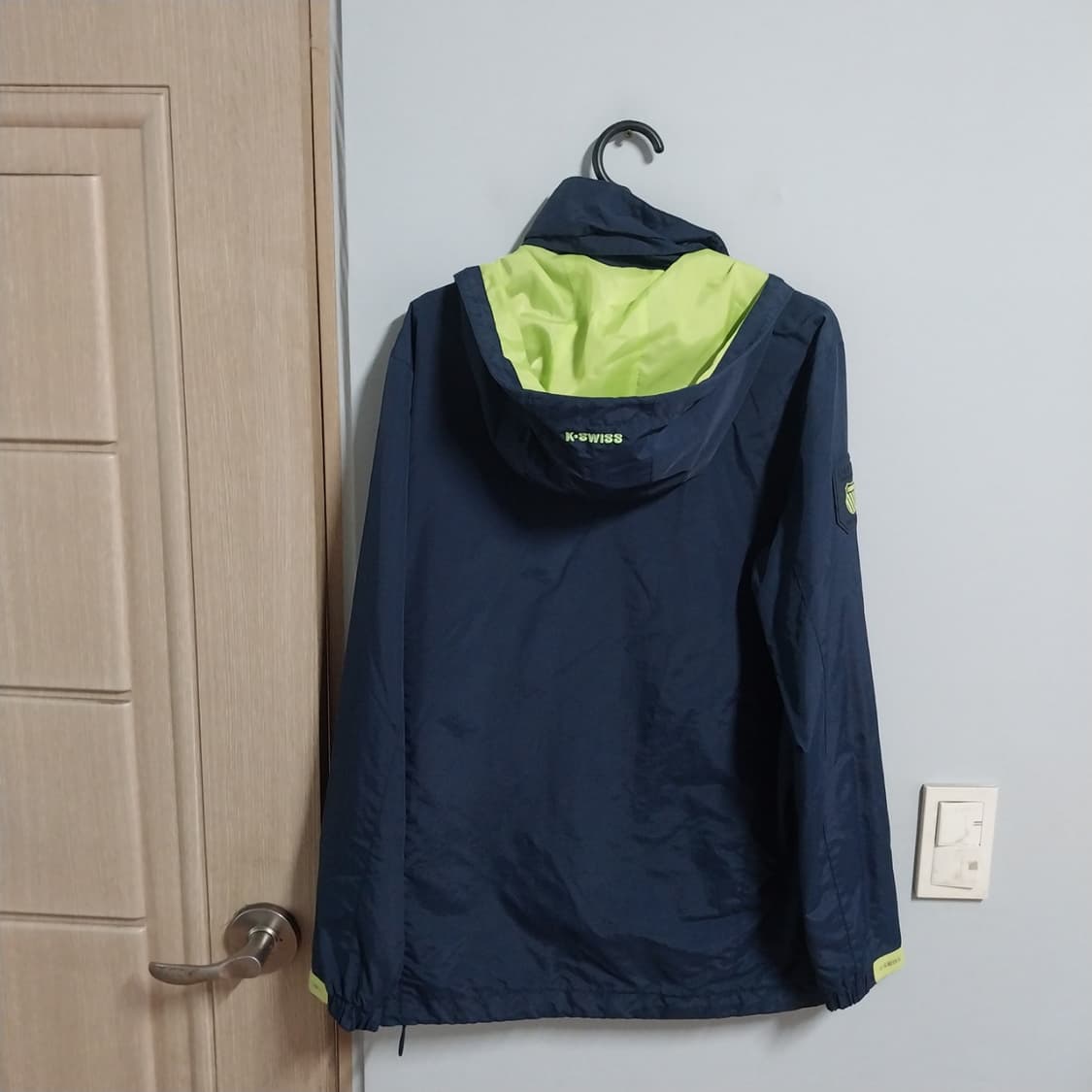 케이스위스 점퍼 남성95 사이즈  상품이미지4