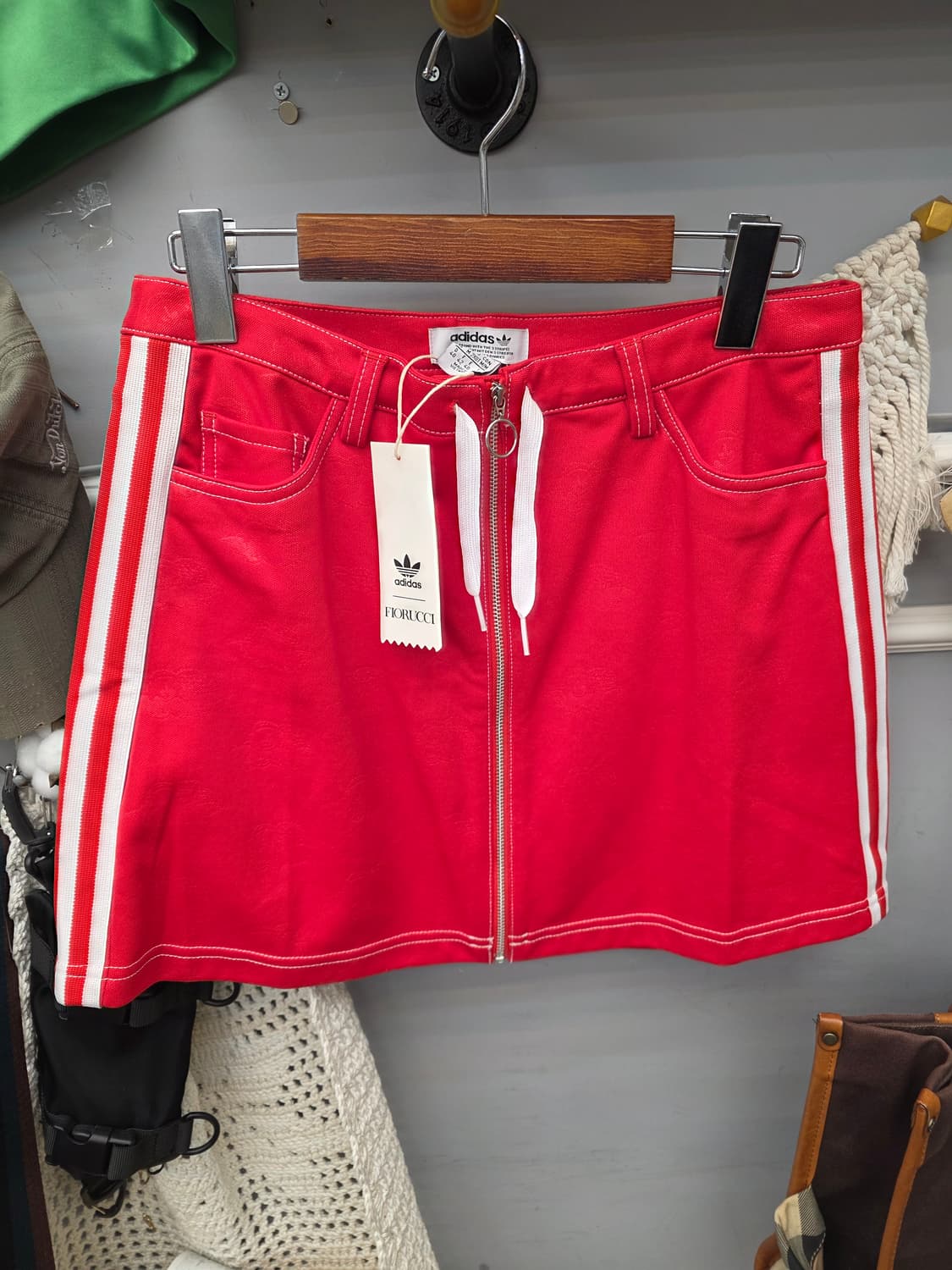 새상품)아디다스 x 피오루치 미니스커트 M 상품이미지1