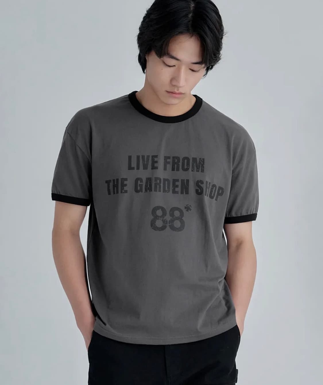 (새상품/L) 주앙옴므 라이브 가든샵 링거 하프 슬리브 (차콜) 상품이미지1