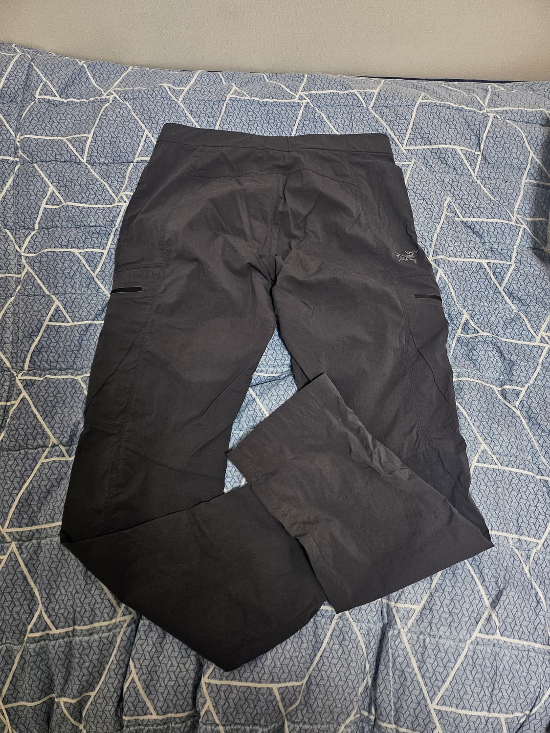 아크테릭스  그레이 팬츠 30사이즈 +or 모자 상품이미지2