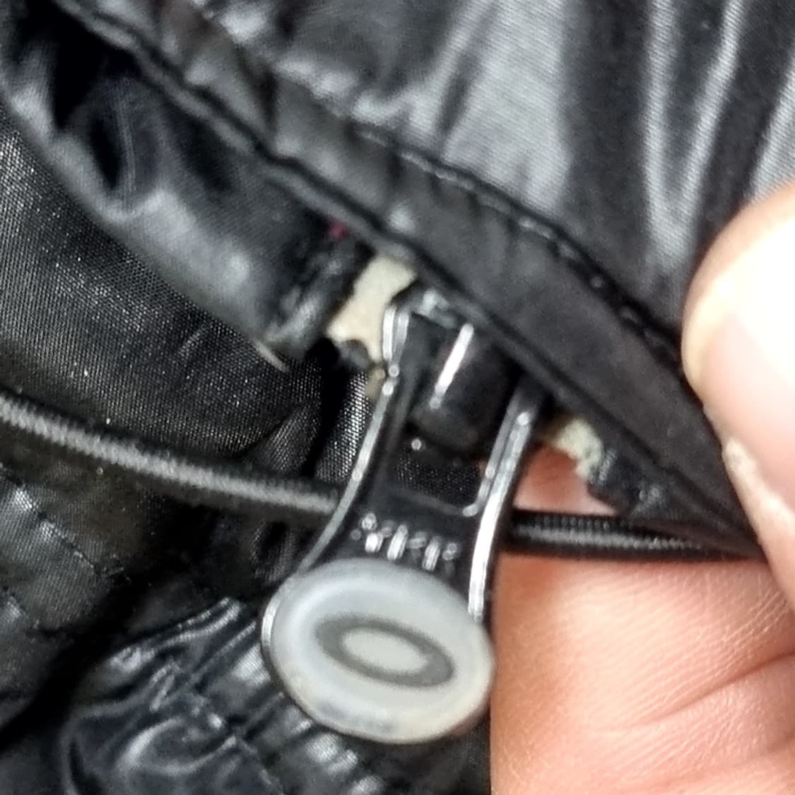 오클리 오리털 블랙 패딩 조끼(100-105) 상품이미지4