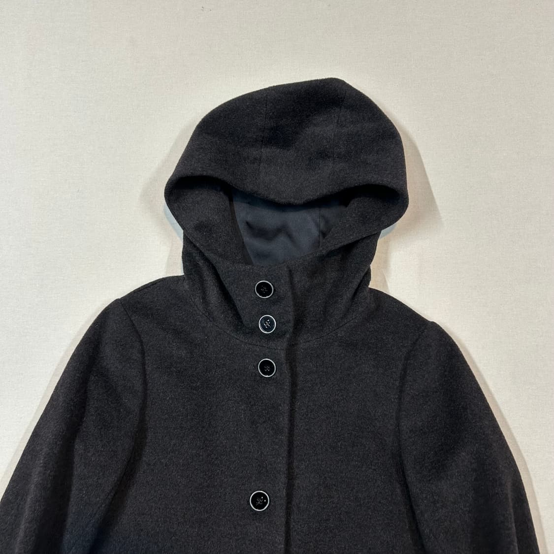 S) 띠어리 하이넥 후드 코트 블랙 울 캐시미어 앙고라 상품이미지4