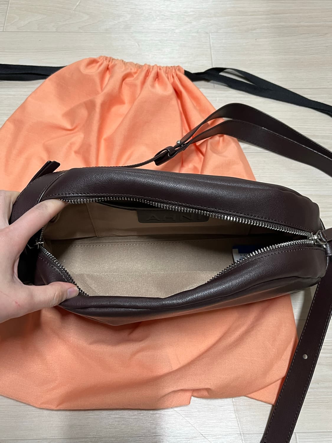 🏷️ 아니 AHNI 클라우드 숄더 백 / 레드브라운 상품이미지8