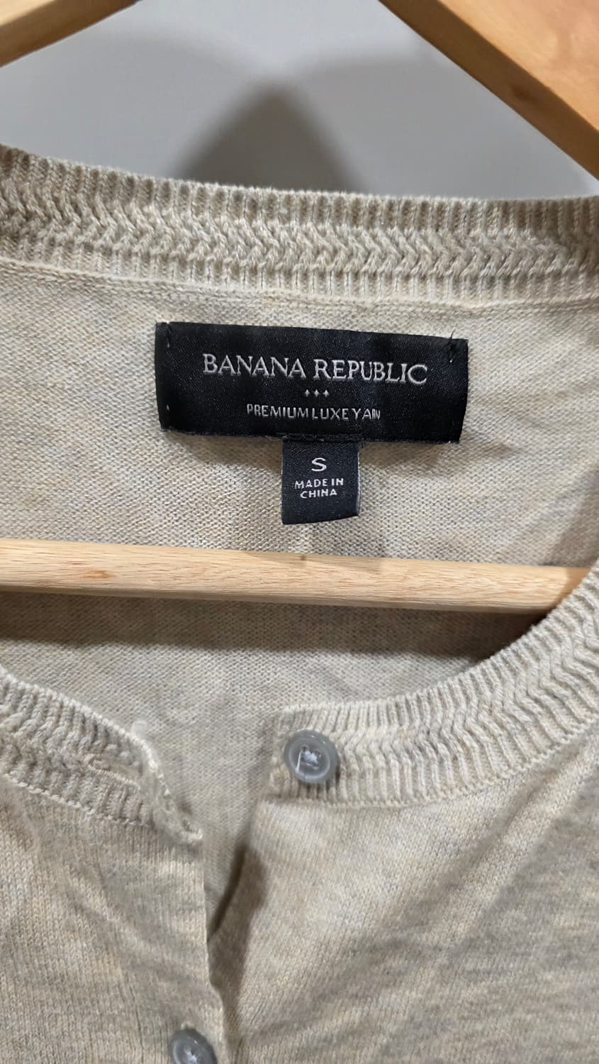 바나나 리퍼블릭 라운드넥 니트 가디건 상품이미지2