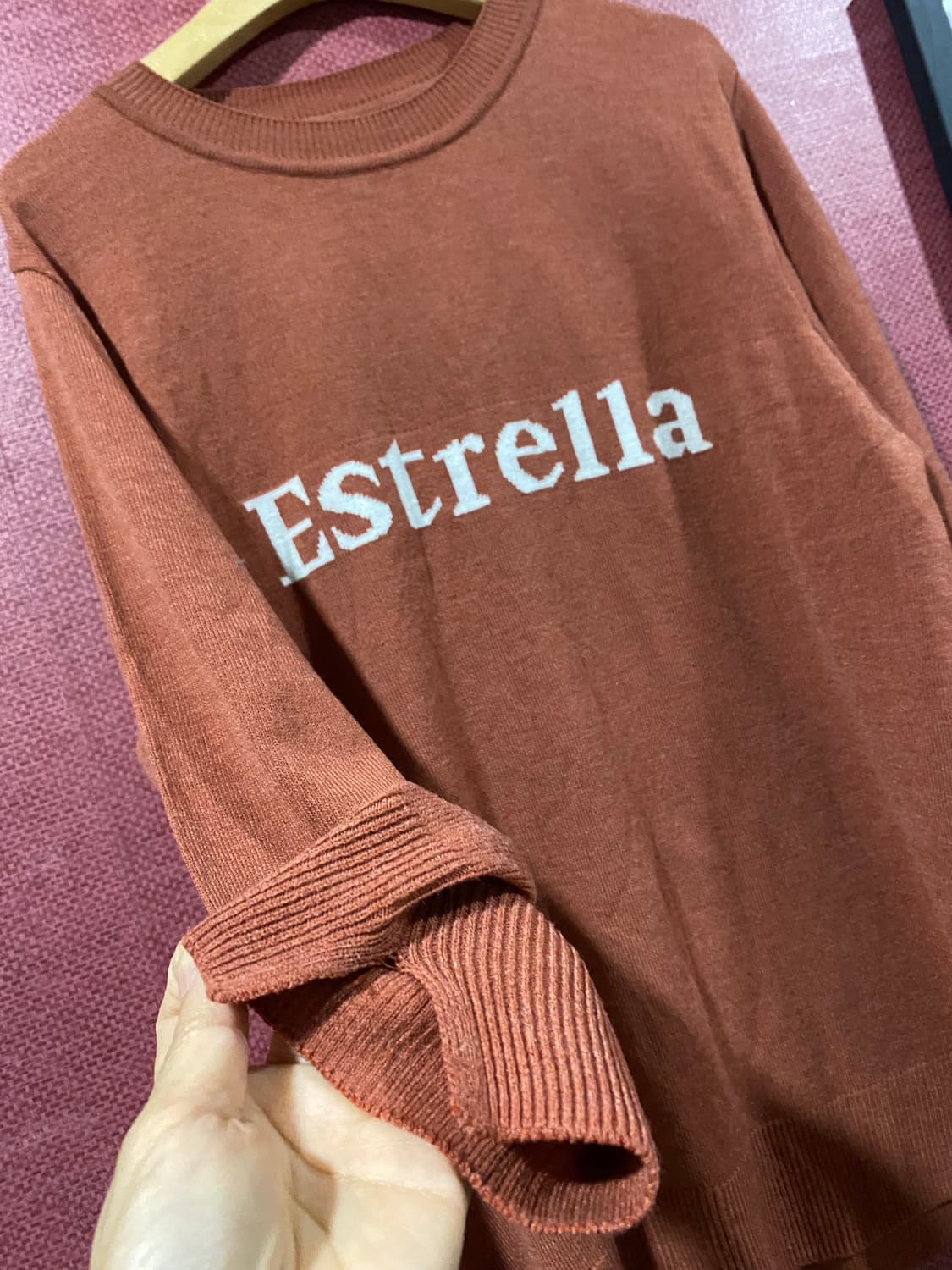 레터링 니트 상품이미지3