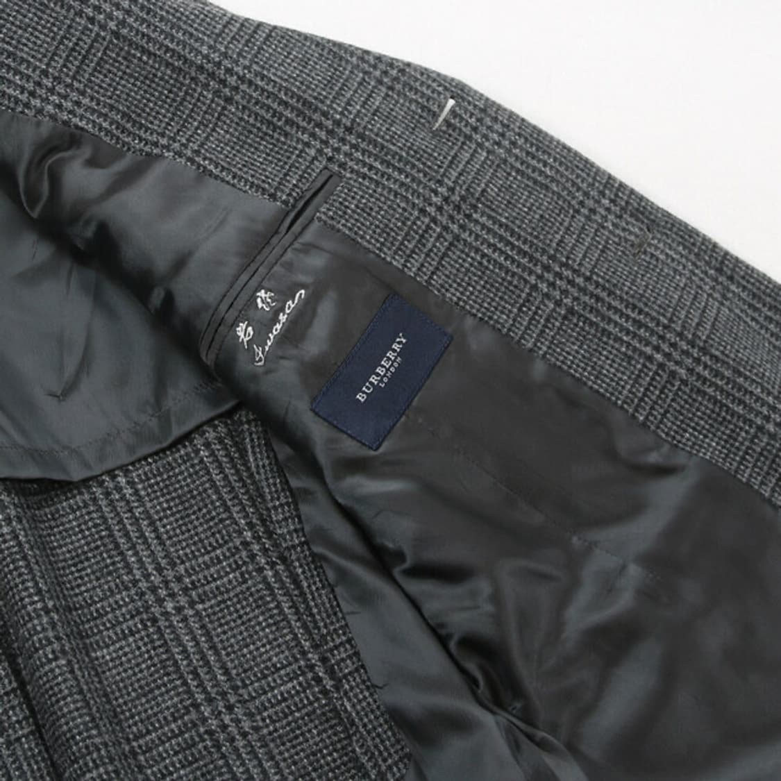 (착용컷) 버버리 캐시미어 체크 블레이져 (남성용 M) 상품이미지8
