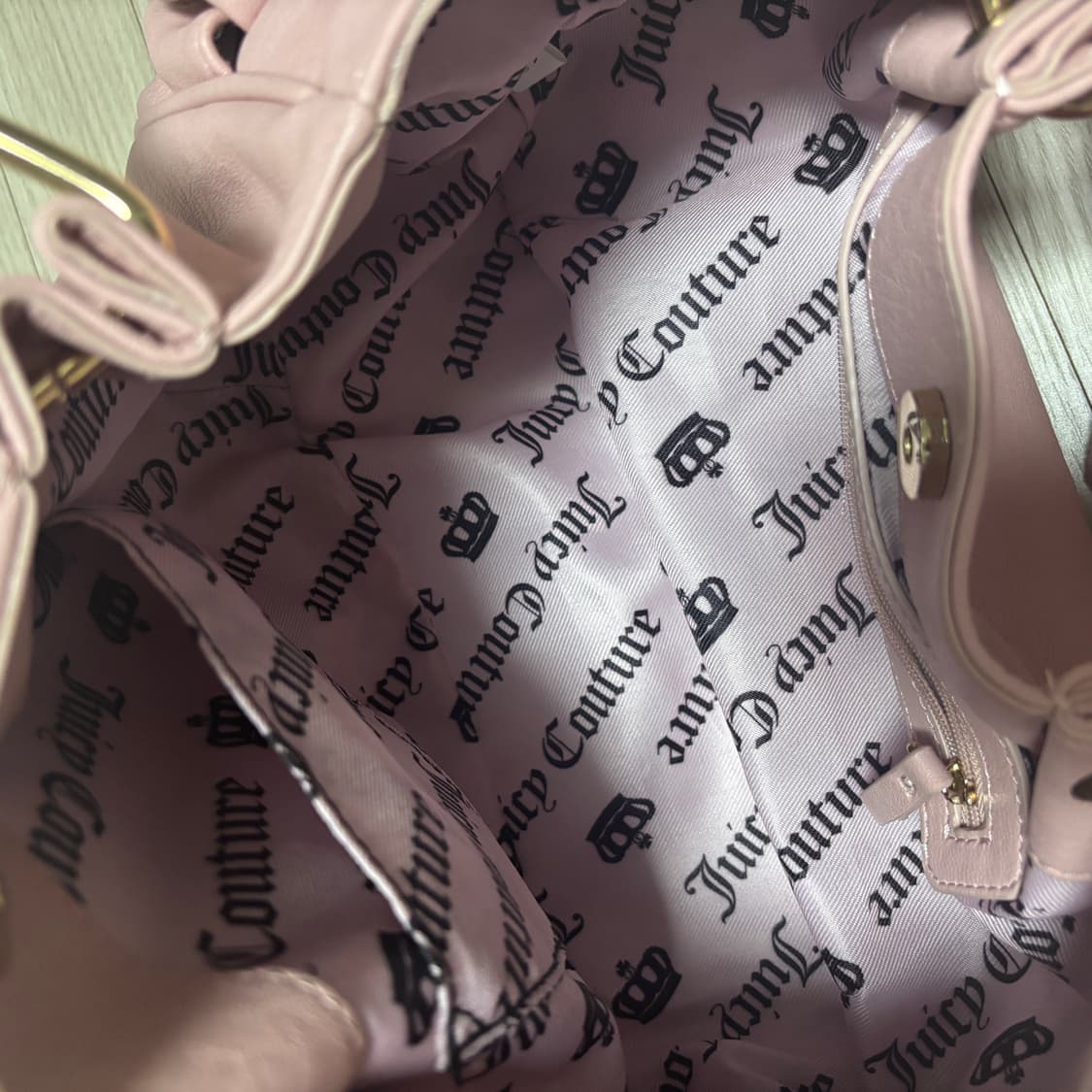 [새상품] 쥬시꾸뛰르 하트 챰 열쇠 핑크 레더 숄더백 갸루 상품이미지6