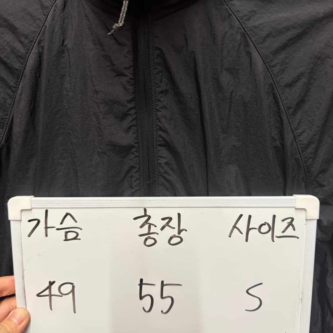 뉴발란스 러닝 경량 바람막이 상품이미지5