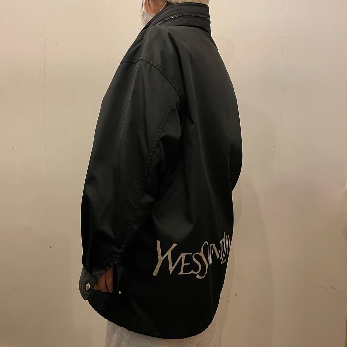 입생로랑 레터링 봄버점퍼 상품이미지6