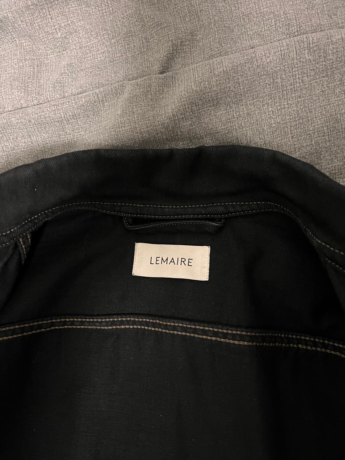 (46) 르메르 20ss 트러커 데님 자켓 블랙 상품이미지3