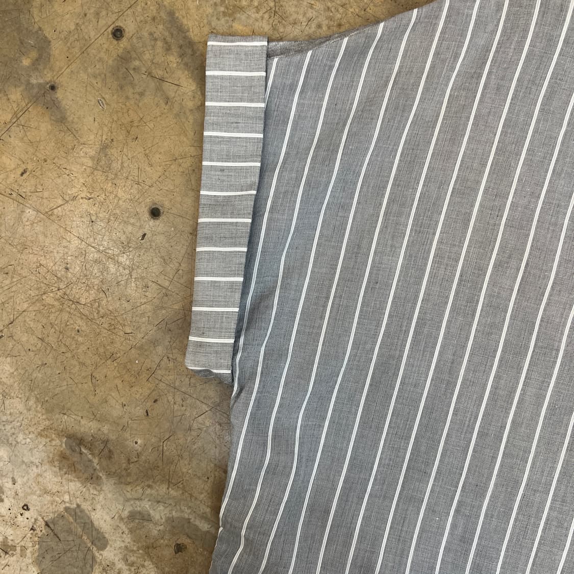 꾸레쥬 스트라이프 롤업 셔츠 상품이미지3