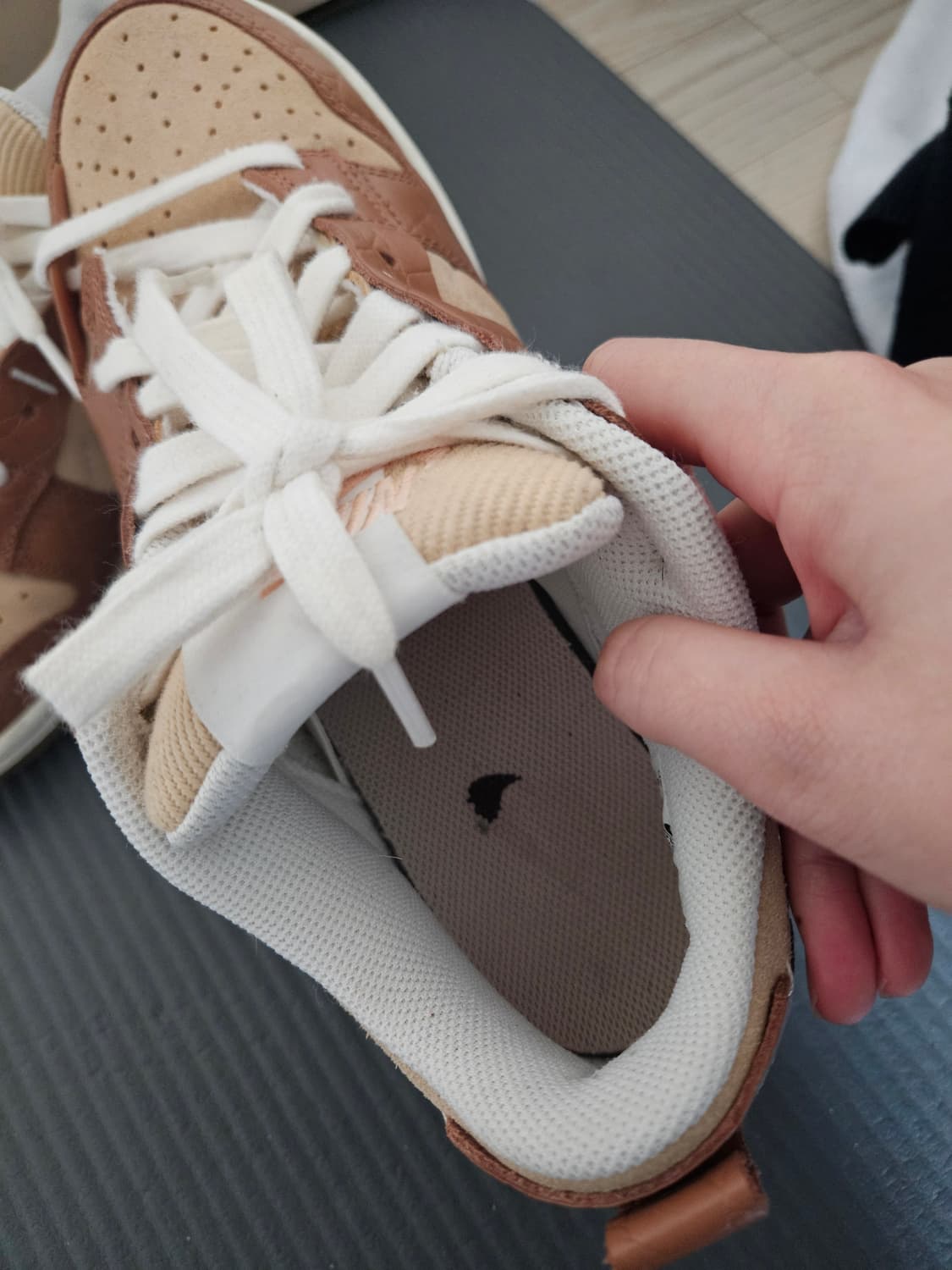 [250]나이키 덩크 로우 디스럽트2 SE 미네랄 클레이 운동화 상품이미지3