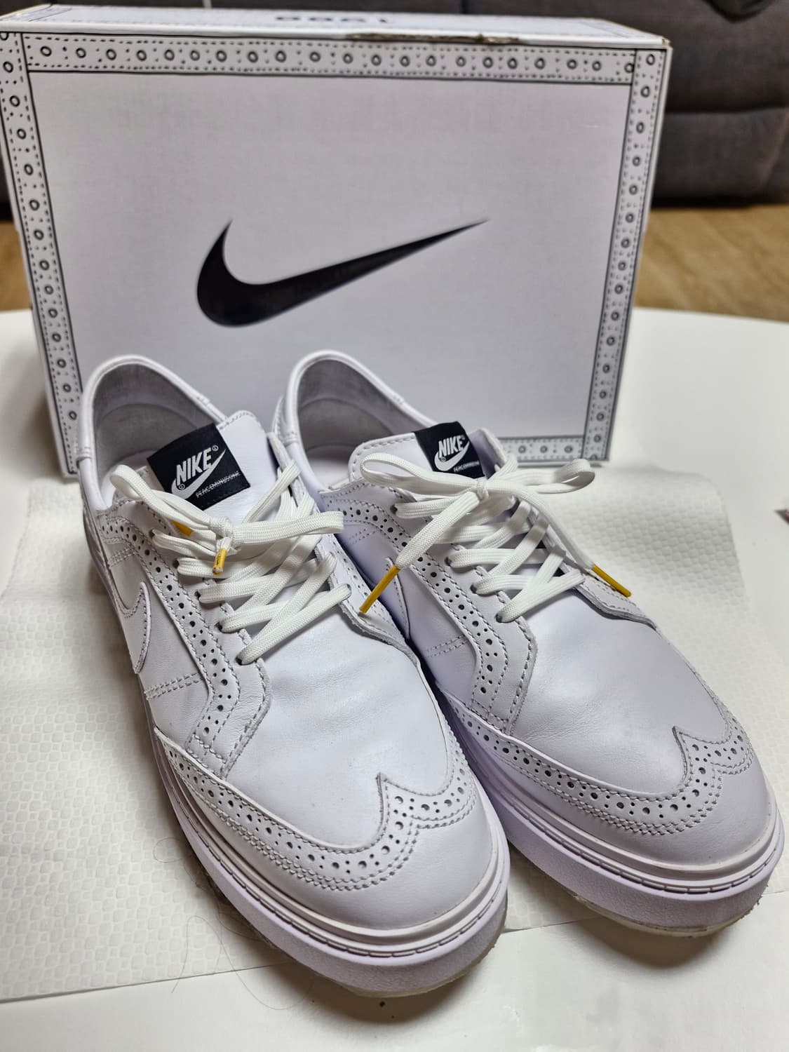 나이키 피스마이너스원 권도1 화이트 275 상품이미지1