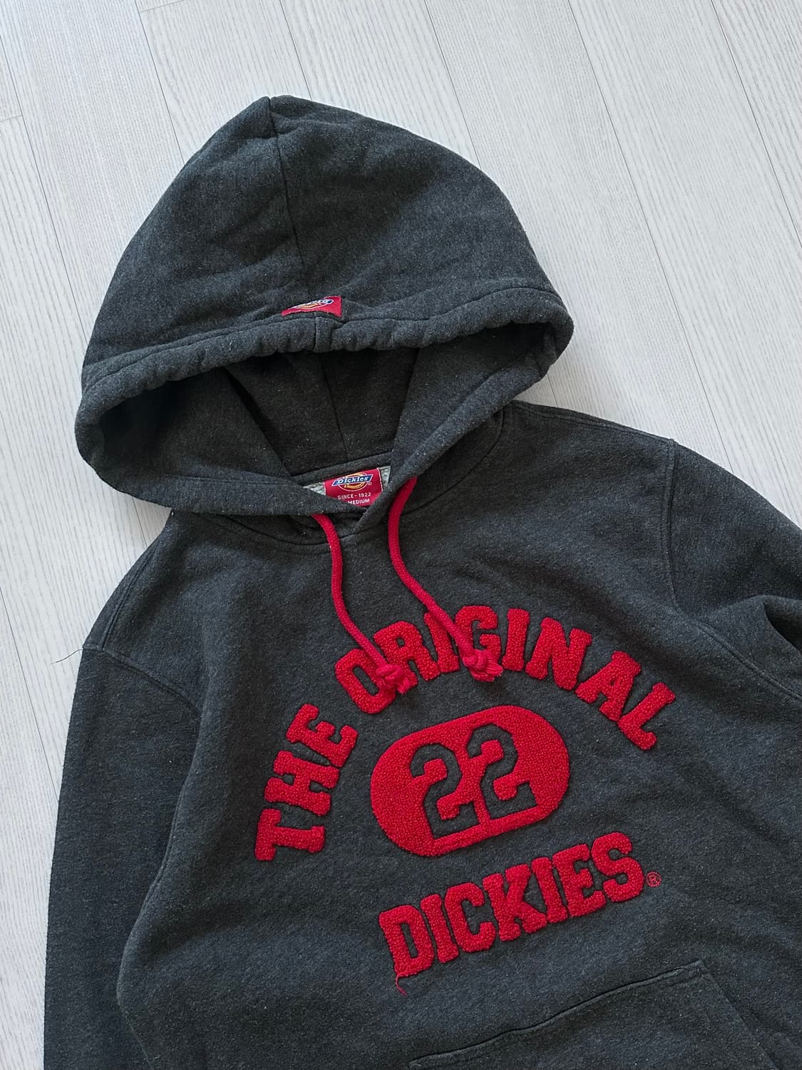 디키즈 중앙 자수로고 차콜 후드티 상품이미지6