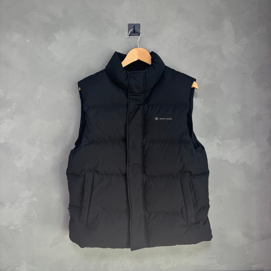 스노우피크 어페럴 덕다운 패딩조끼 블랙 상품이미지1