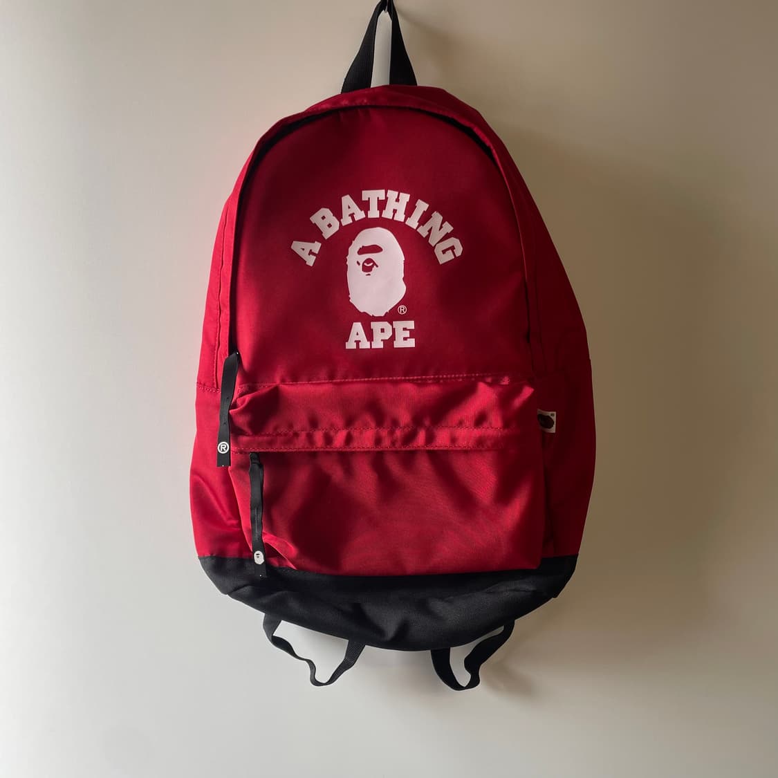 베이프 스펠아웃 백팩 상품이미지1