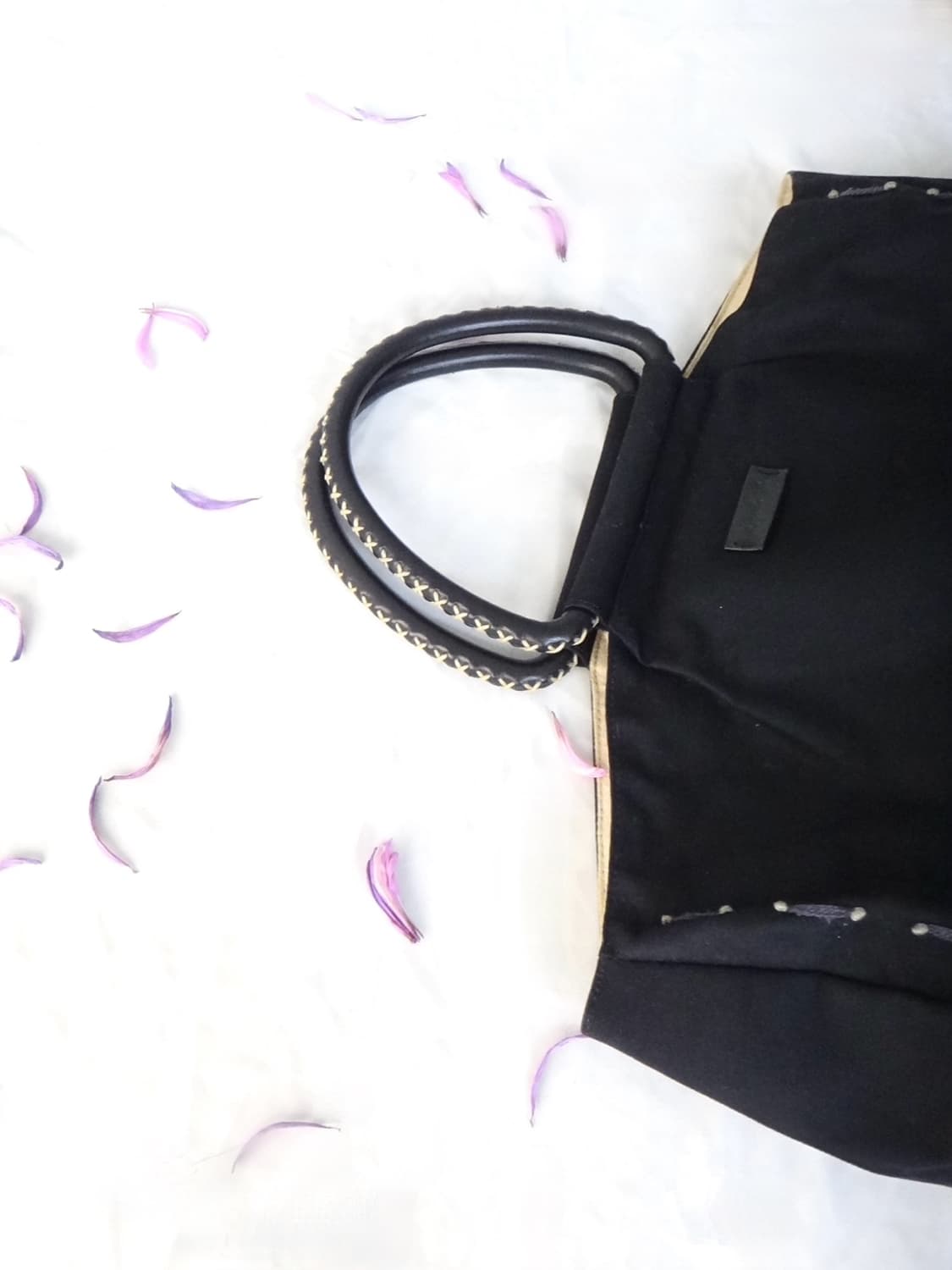 AGNES B stitch hobo bag / black 상품이미지3