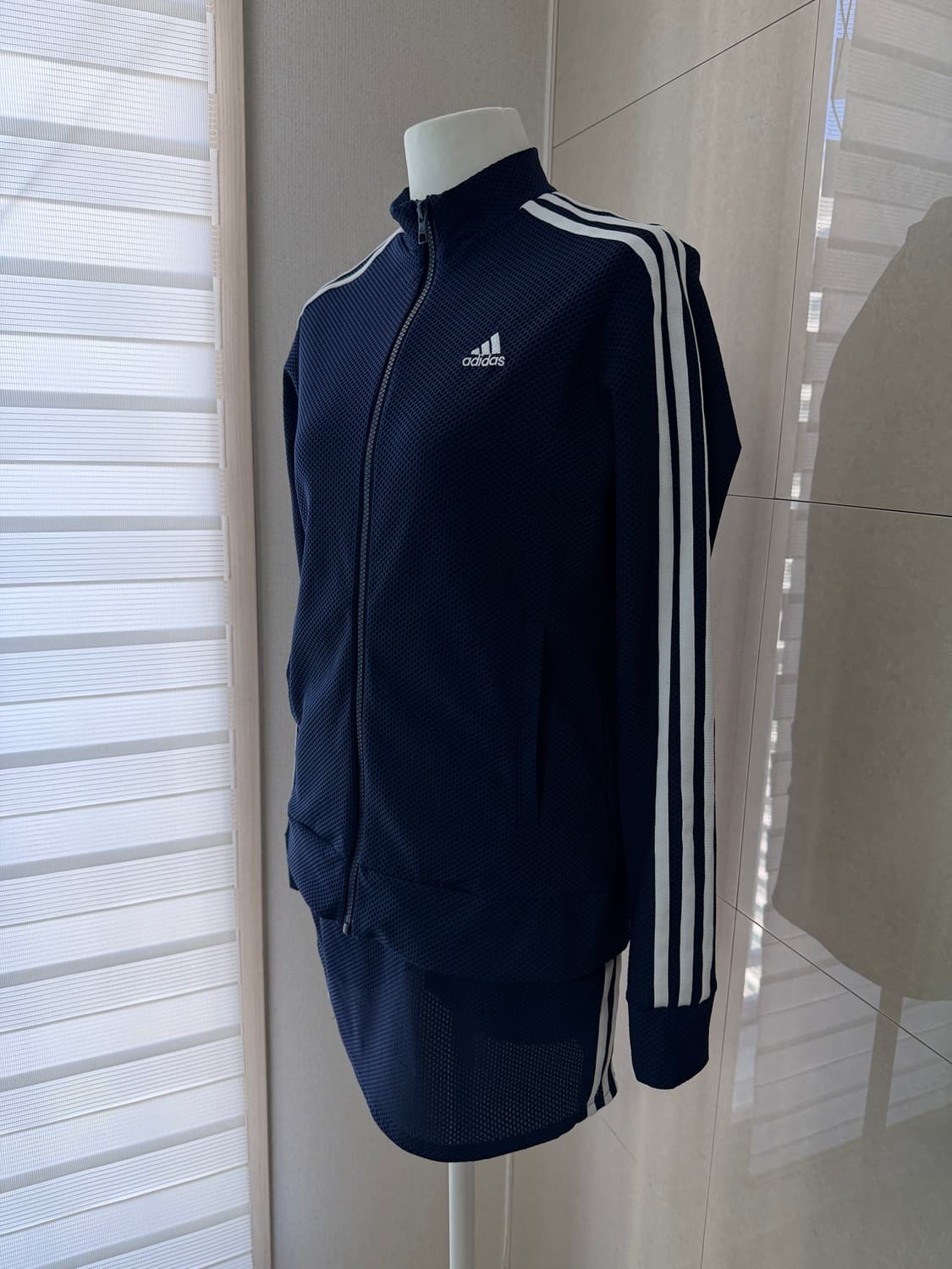 아디다스 골프 네이비 삼선 트레이닝 자켓 스커트 티셔츠 셋업 3피스 상품이미지2