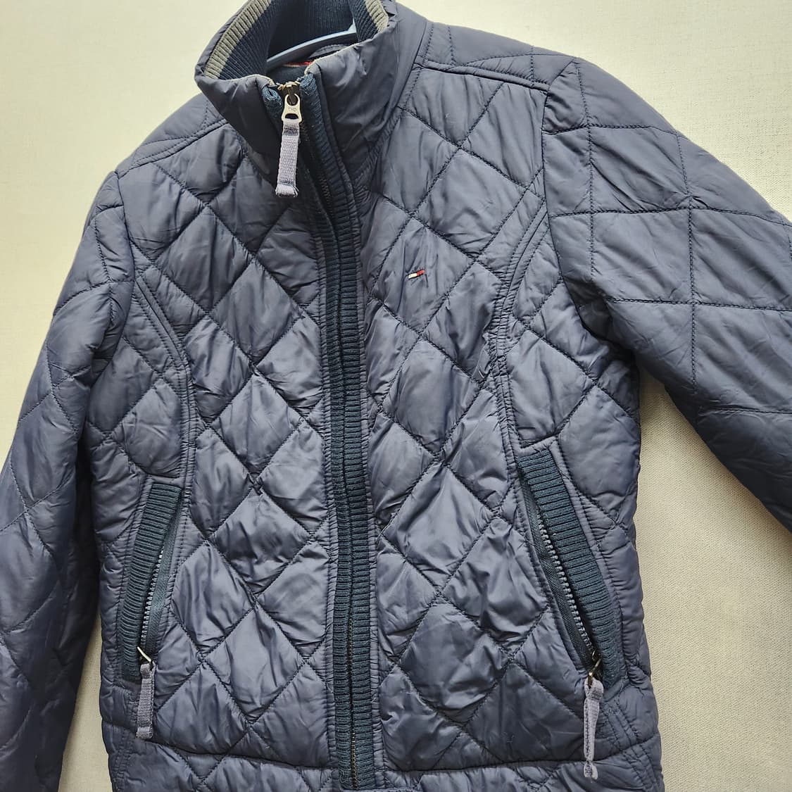 타미힐피거데님 로고 퀄팅 패딩자켓 S(S) 상품이미지3