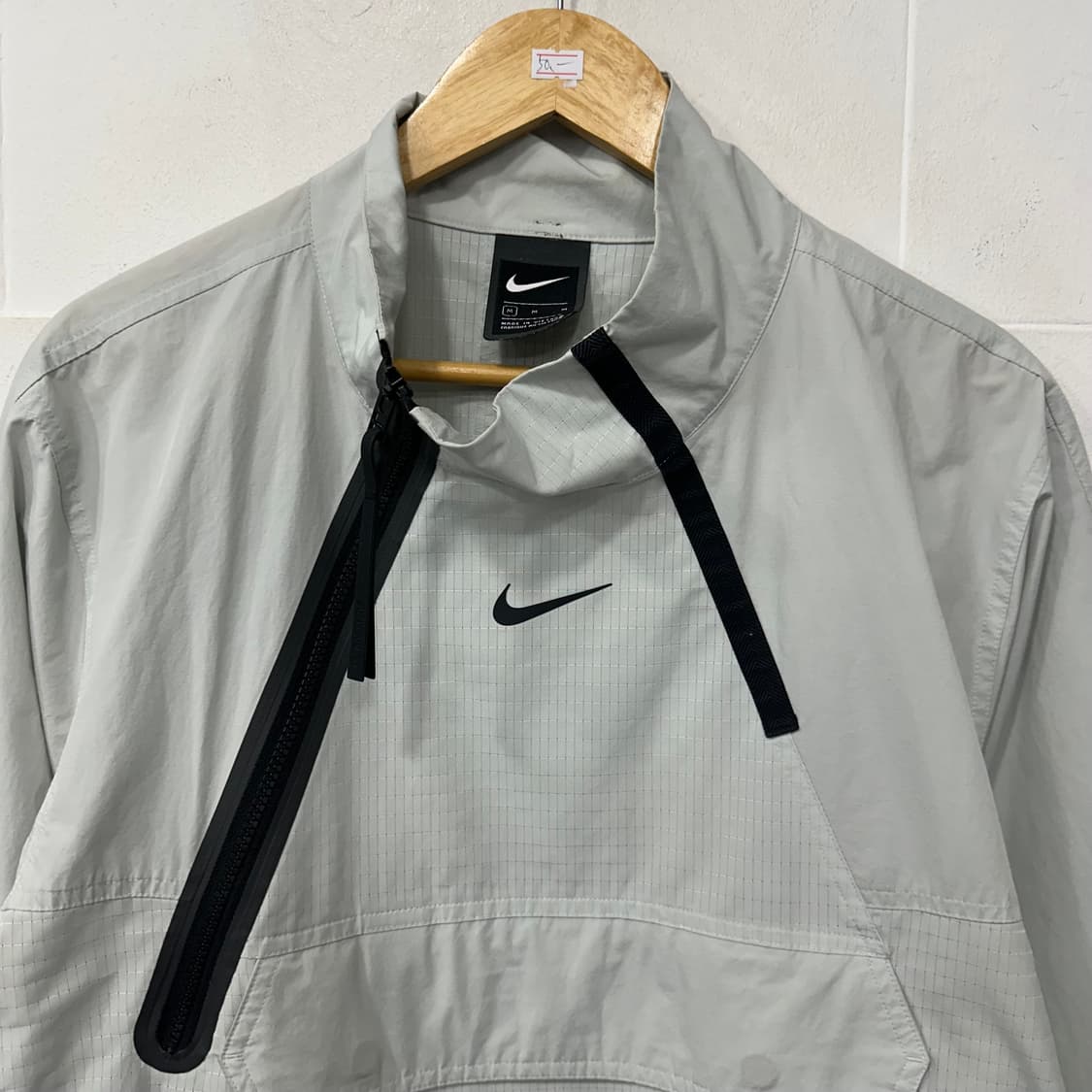 나이키 반집업 바람막이 상품이미지2