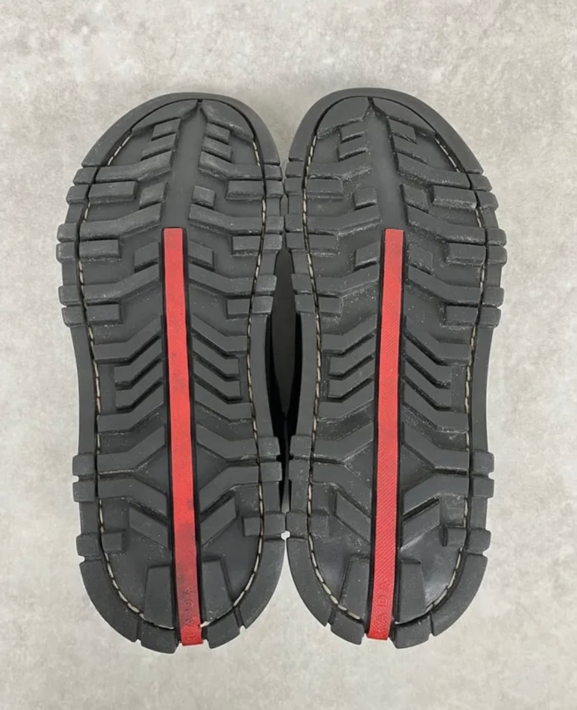 US 9 00s Prada 레더 하이탑 상품이미지4