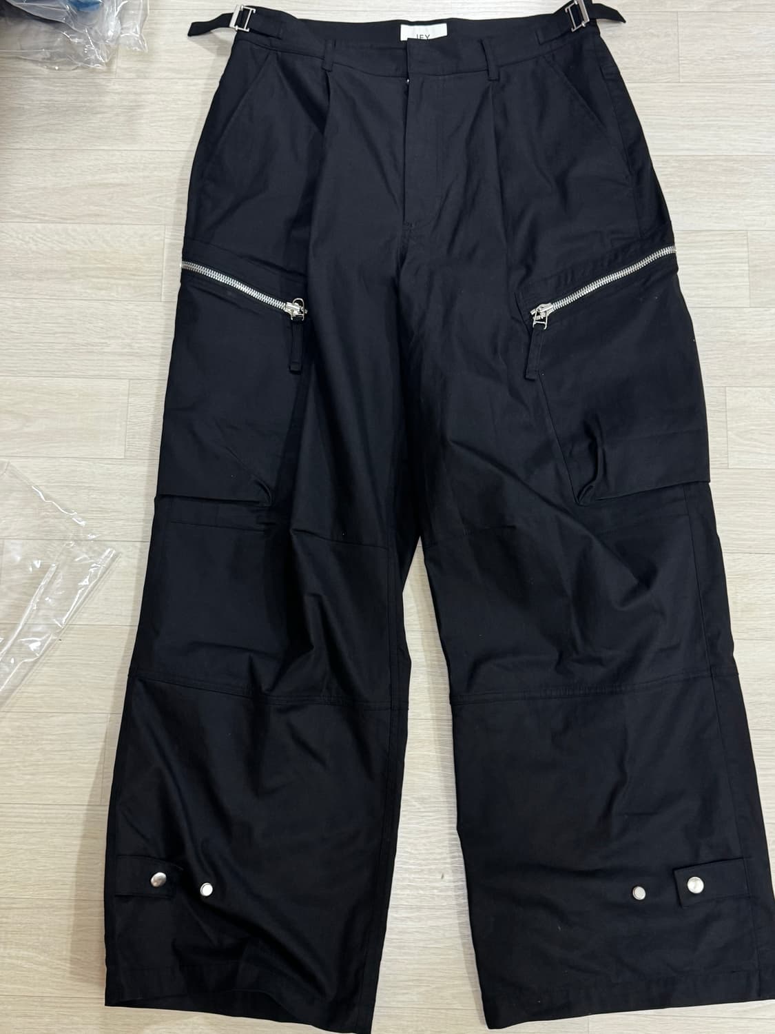 [L] 이에이 짱구대디 앵글 카고팬츠 상품이미지1