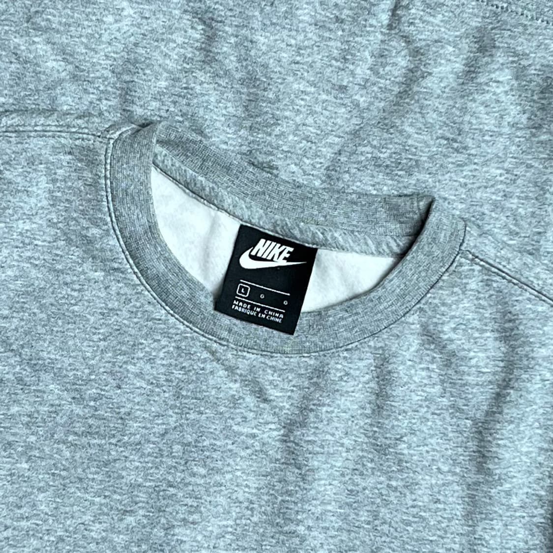 나이키 베이직 기모 그레이 맨투맨 L 상품이미지2