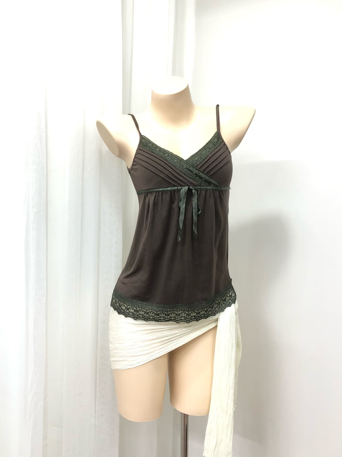 green lace brown sleeveless top 상품이미지1