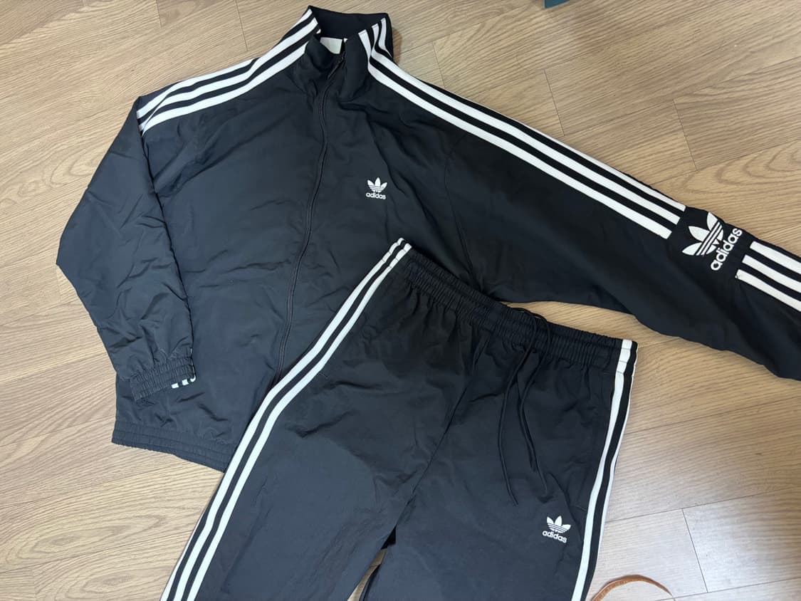 아디다스 락업 바람막이 조거팬츠세트 여성m 실측 있어요 상품이미지2