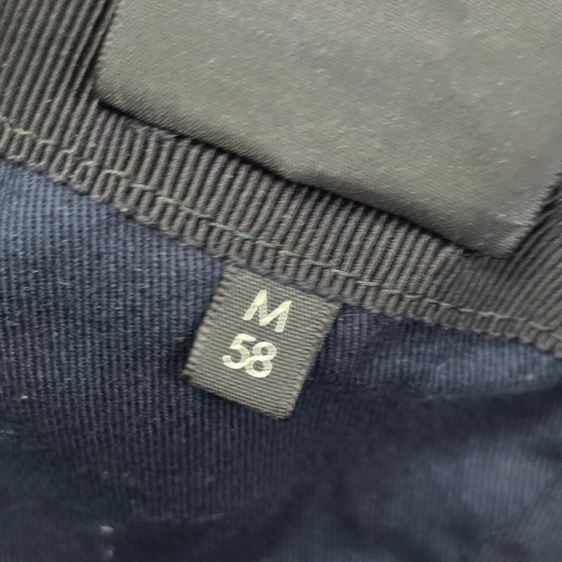 구찌 볼캡 모자 m사이즈 블랙 판매 상품이미지7