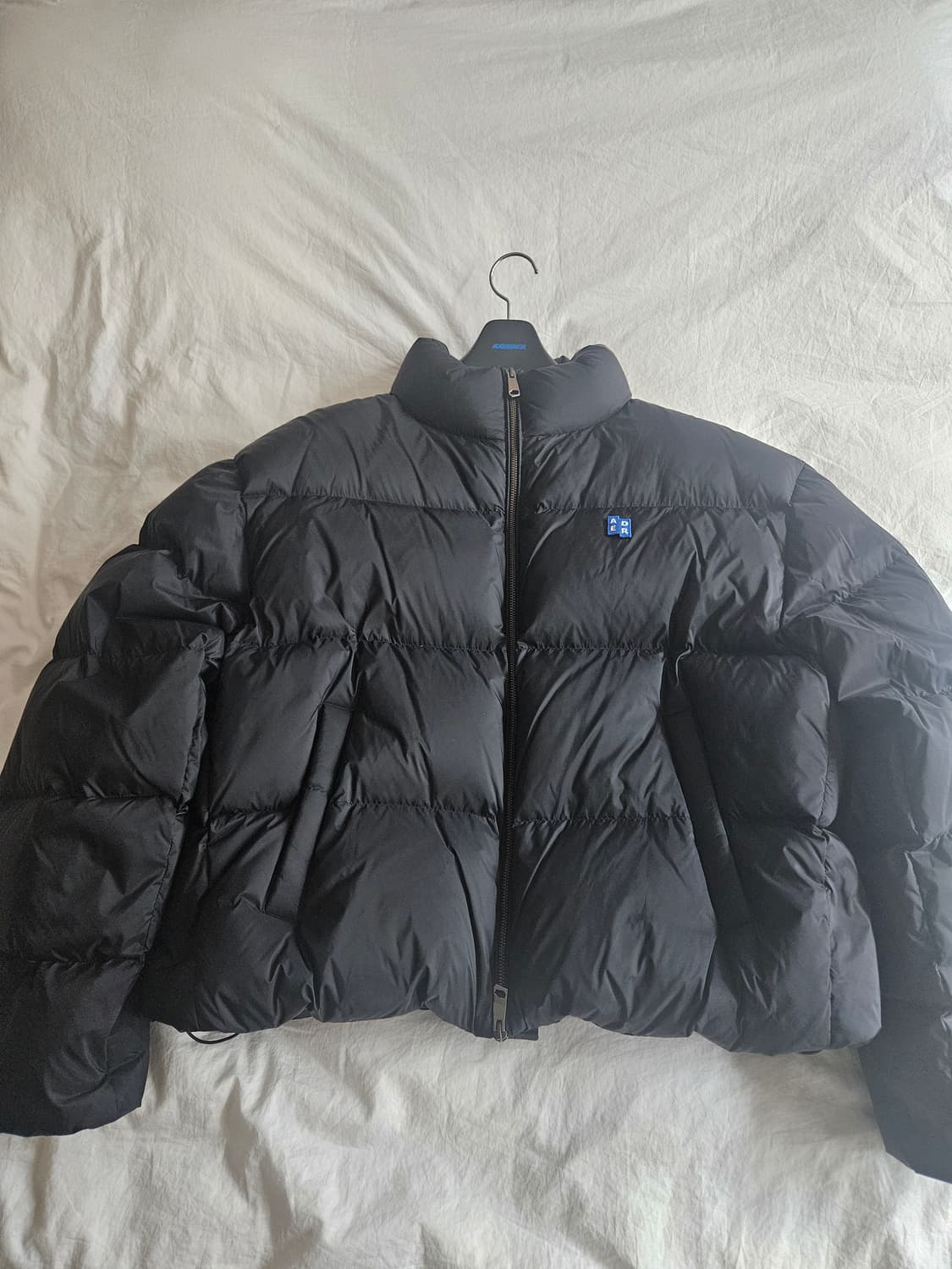 아더에러 푸퍼 패딩 블랙 상품이미지1