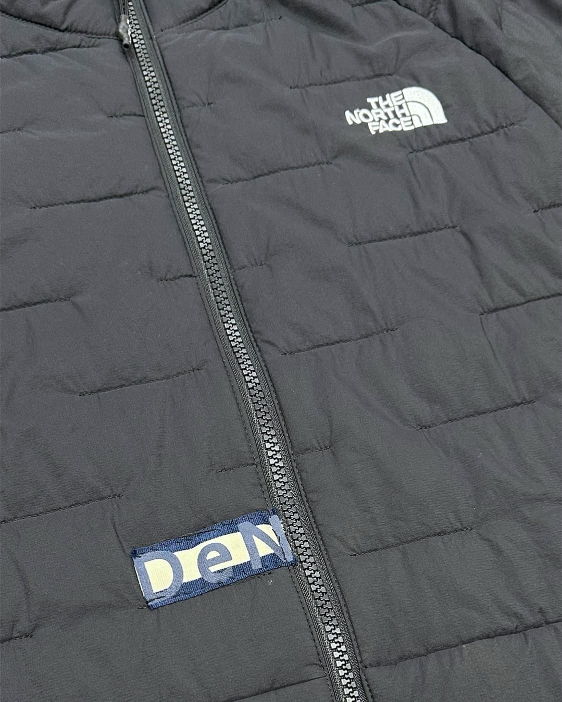 노스페이스 경량패딩 상품이미지3