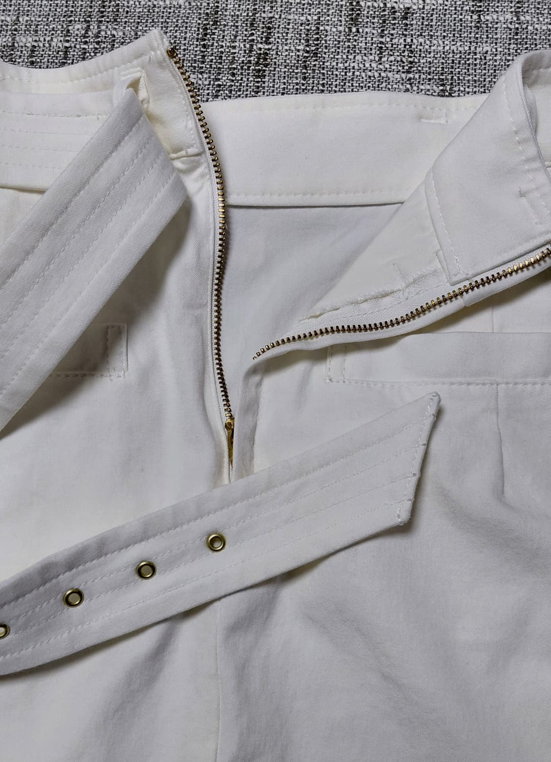 PINKY&DIANNE 골드벨트 랩 미디 스커트 (화이트/36) 상품이미지10