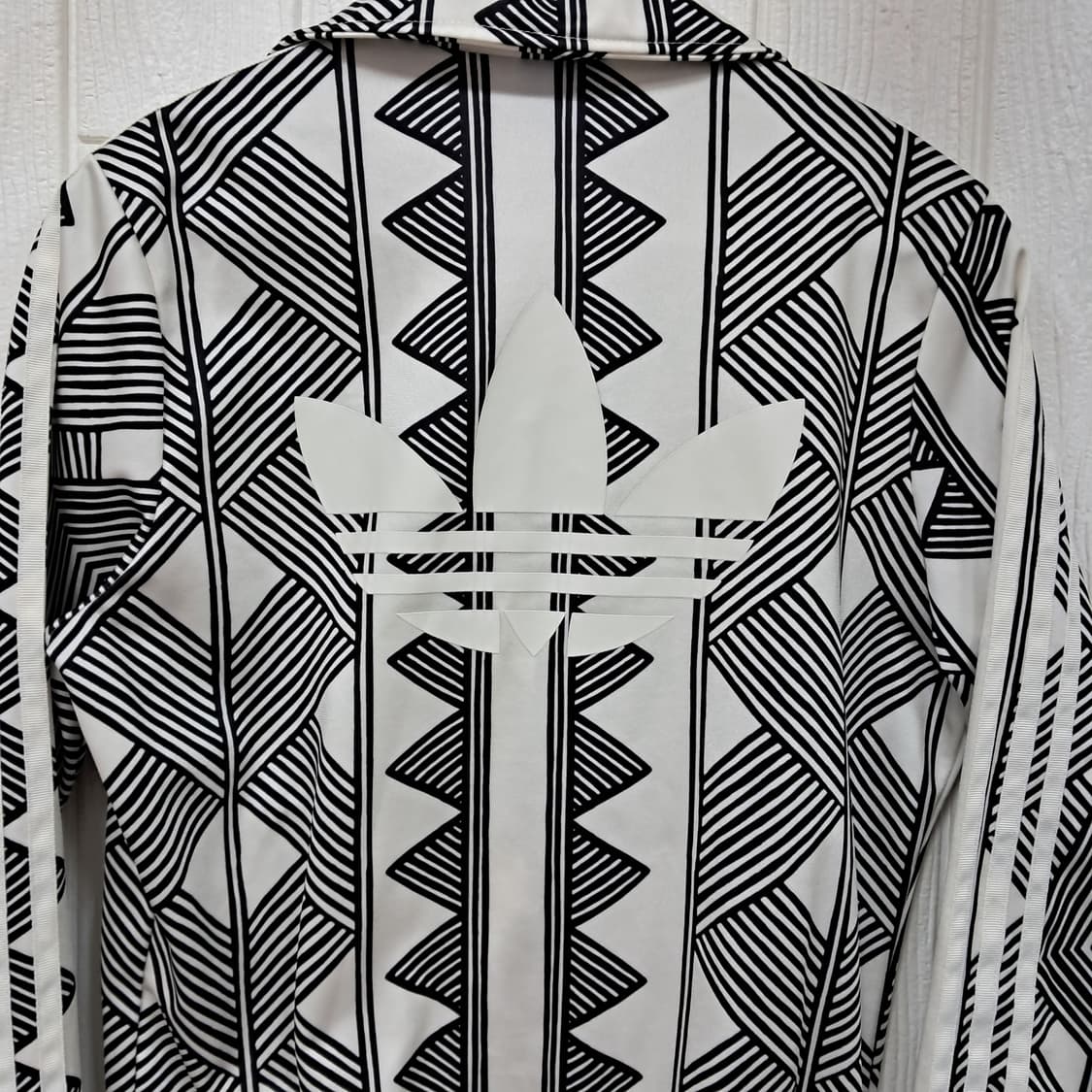 아디다스 패턴 트랙 자켓 화이트 블랙 상품이미지4