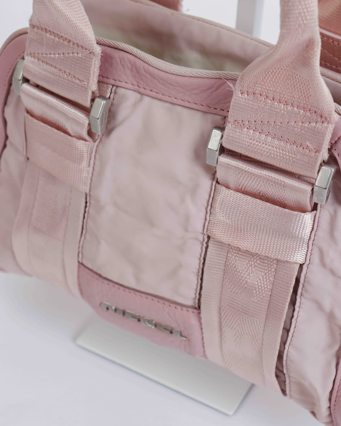 [DIESEL] 핑크 나일론 × 레더 믹스 핸드백 상품이미지7