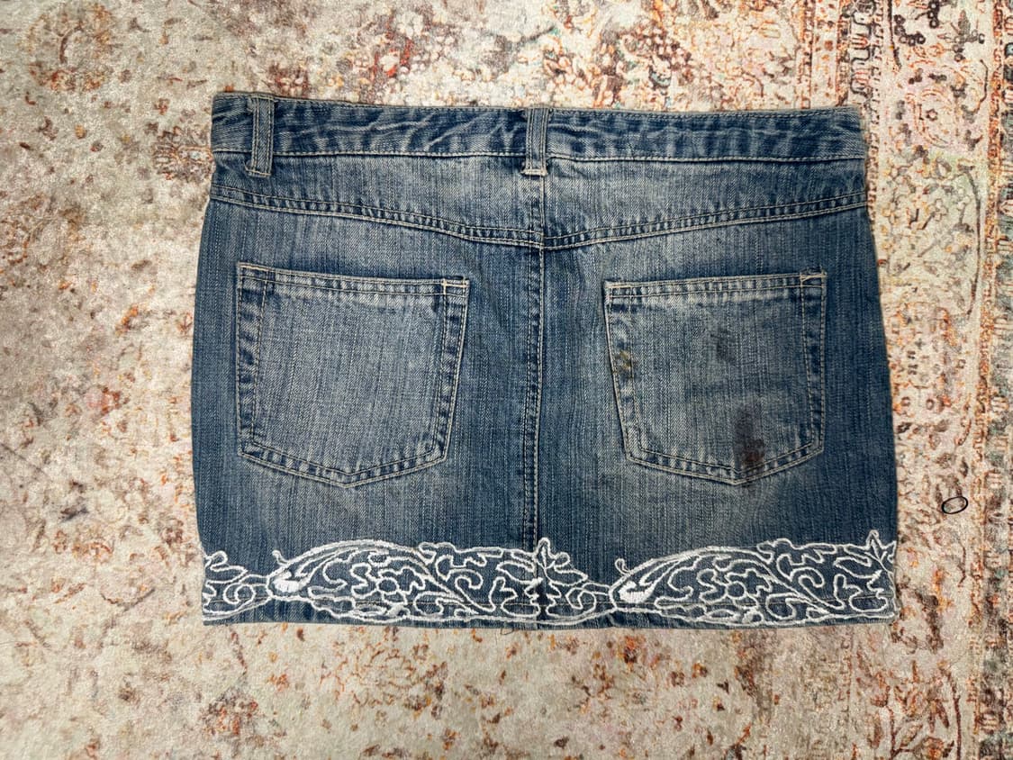 빈티지 로우라이즈 자수 데님 랩스커트 상품이미지2