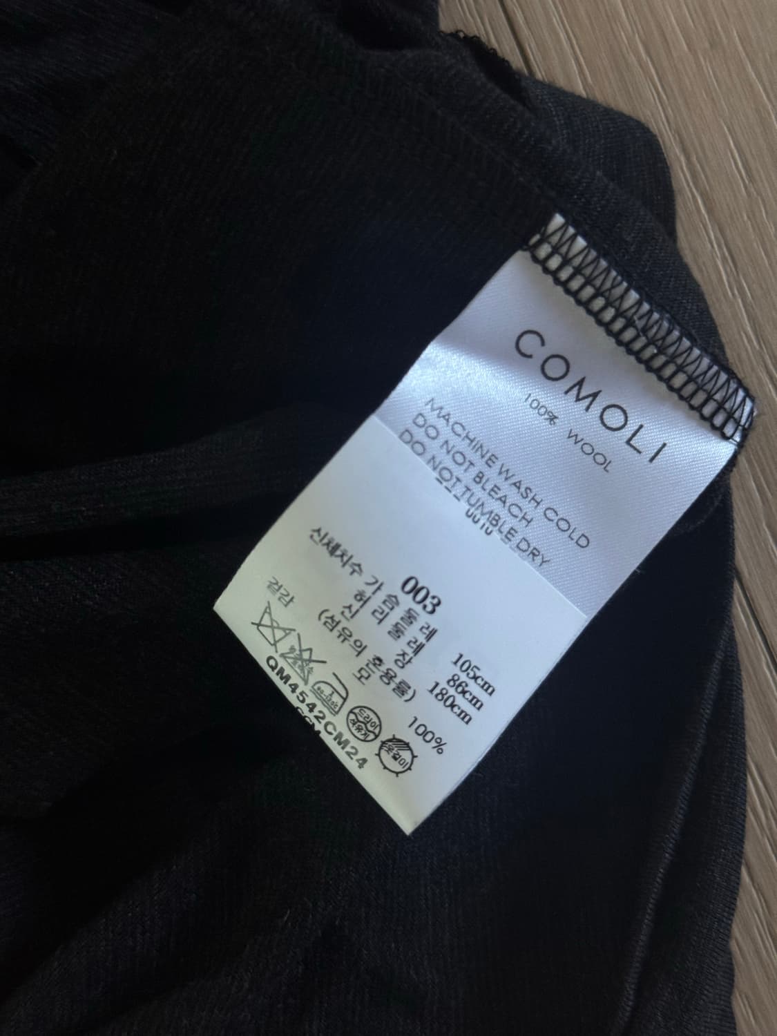 코모리) 24ss 써머 울 천축 티셔츠 차콜 3 상품이미지3