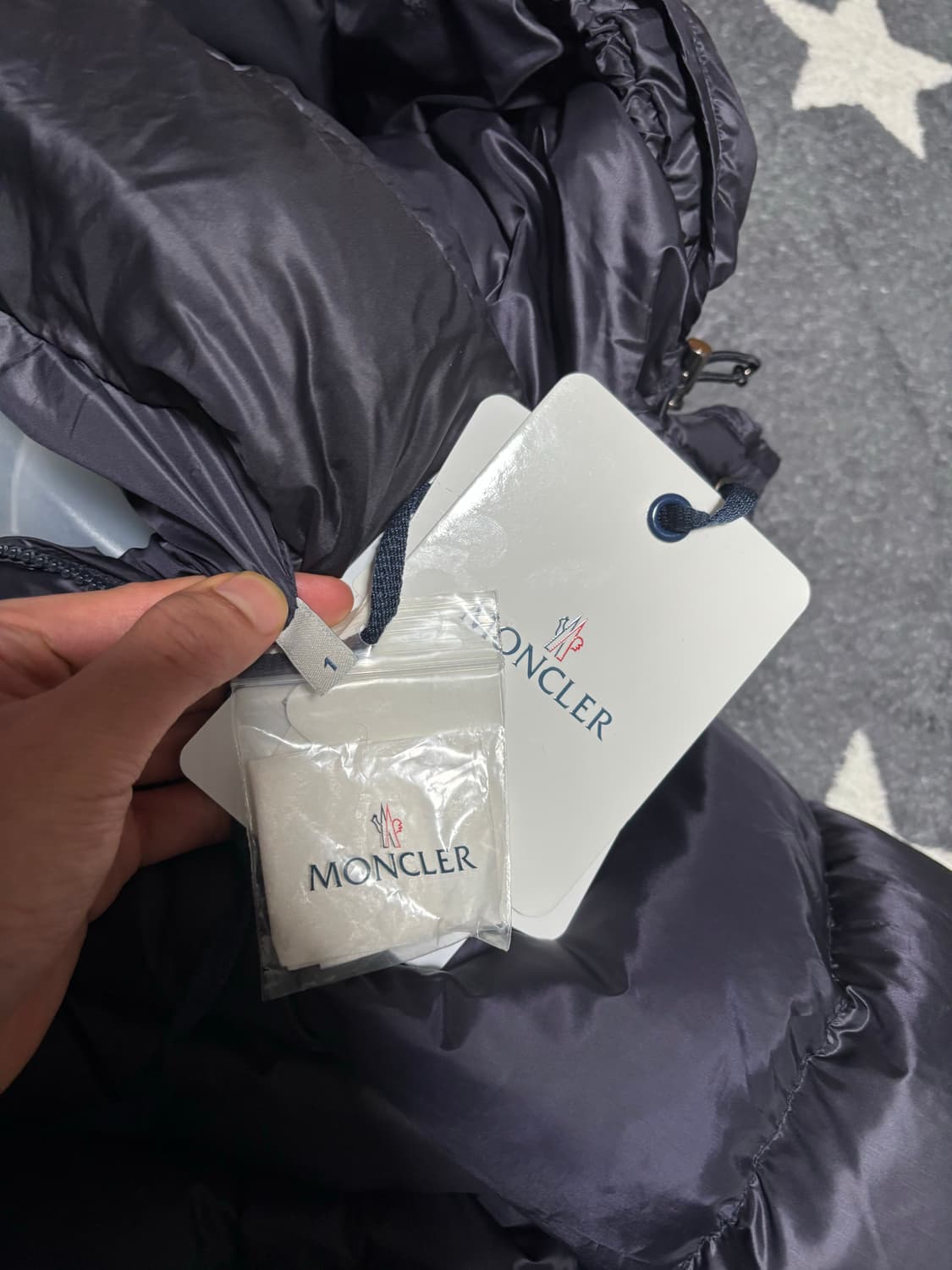 몽클레어 삼선윌름패딩 상품이미지5