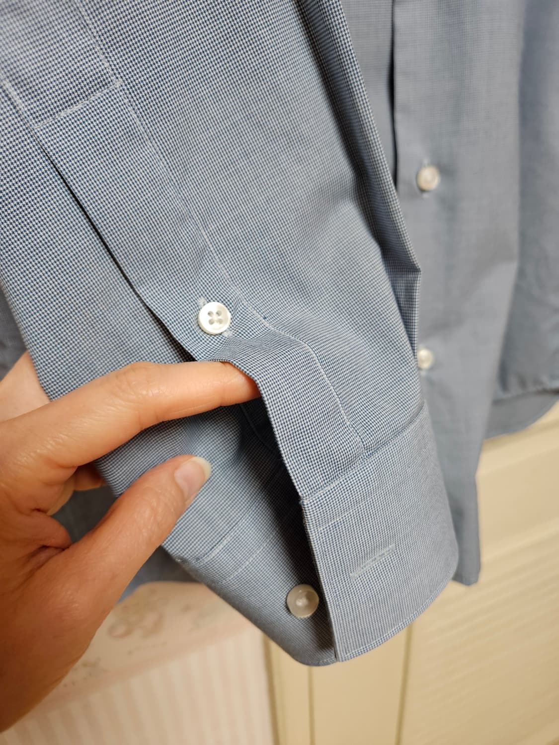 [명품] 휴고 보스. 레귤러핏 드레스 셔츠 상품이미지3