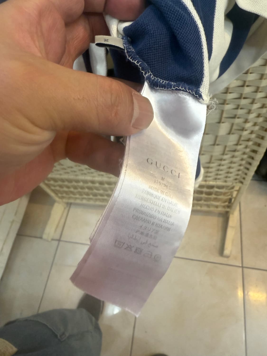 105 정품 구찌 인터로킹 반팔 팝니다 상품이미지4