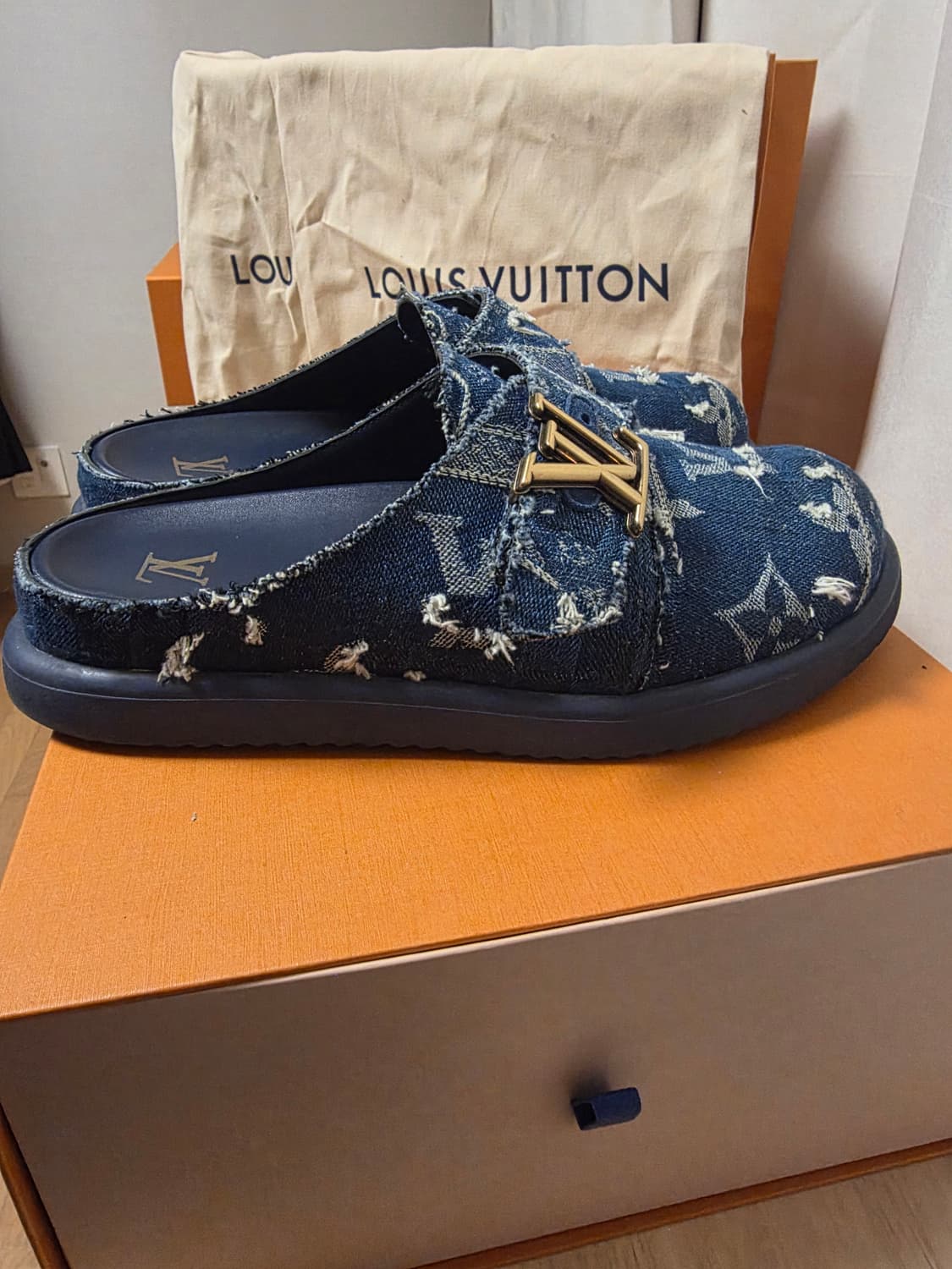 [25년/풀구성] 루이비통 이지 뮬 데님 슬리퍼 7사이즈 상품이미지7
