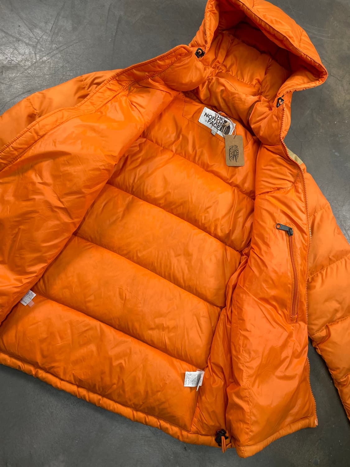 노스페이스 700 눕시 후드 패딩 상품이미지3